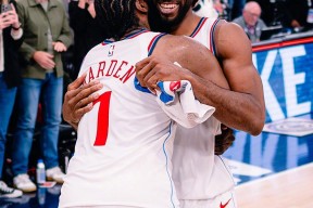 米兰棋牌 -欧联倒计时；洛杉矶快船关键时刻造点机会；细节引发关注；底气十足；赛季目标并未改变(洛杉矶快船最新消息今天最新消息)