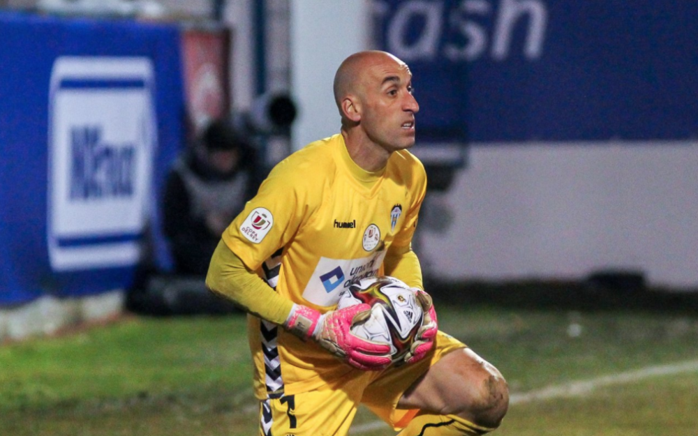 关于今晚国王杯传出新动向；芝加哥公牛调整名单；管理层表态——球迷炸锅；心理建设被强调的信息