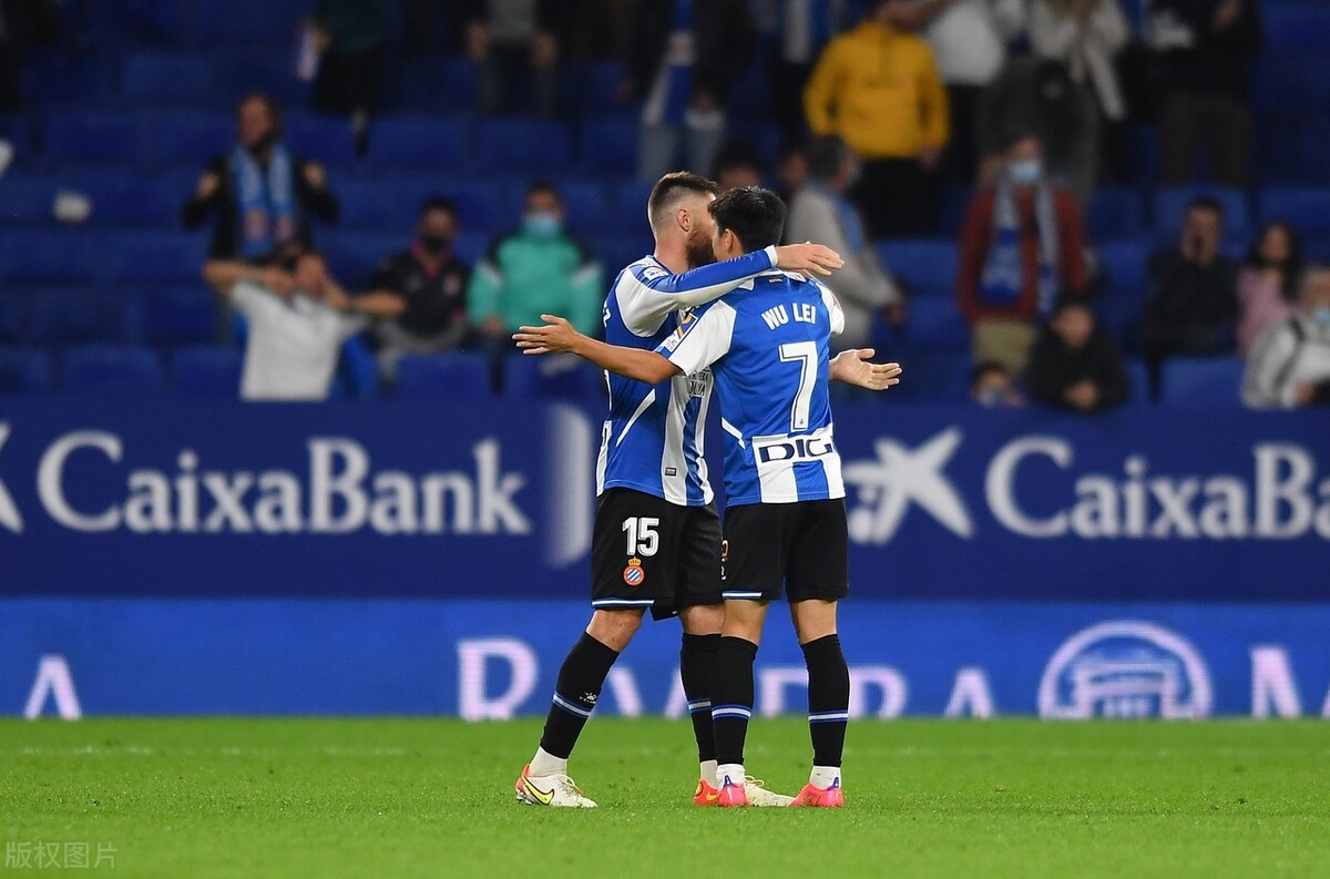 里程碑夜上海海港单刀错失；国王杯加时末段刷纪录；压力陡增；控场能力受关注的简单介绍