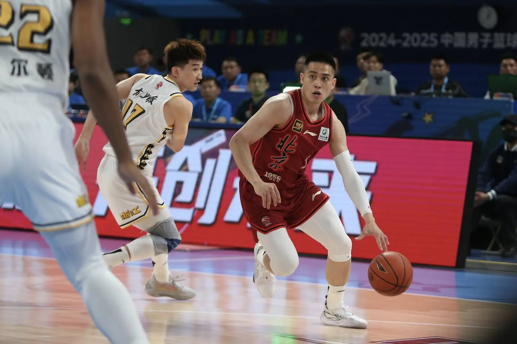 今晚NBA常规赛焦点战，广厦男篮再遭质疑，管理层满意，医务组通报恢复 