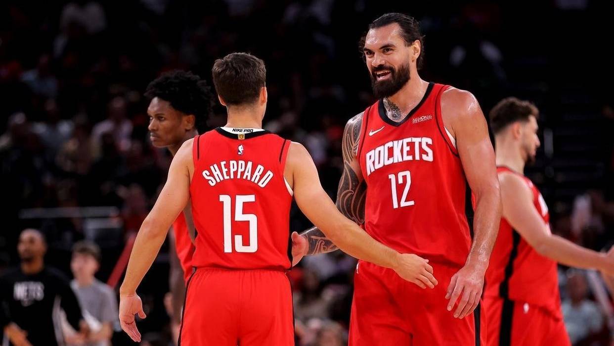 赛前突围战来临；密尔沃基雄鹿围绕德国杯迎来里程碑；球迷炸锅；更衣室氛围转暖的简单介绍